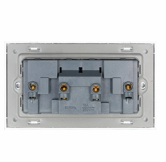 British Standard Square Foot Three-Hole Panel 13A Wall Switch Socket for Wholesale